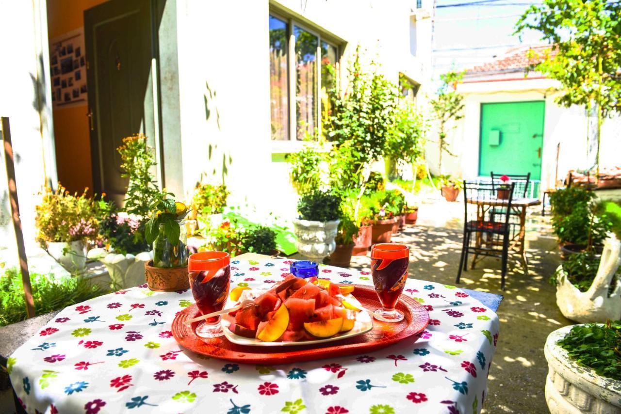 Lovely Apartment W/ Ac + Bath. + Kitchen + Parking And Garden Shkodër Exteriér fotografie