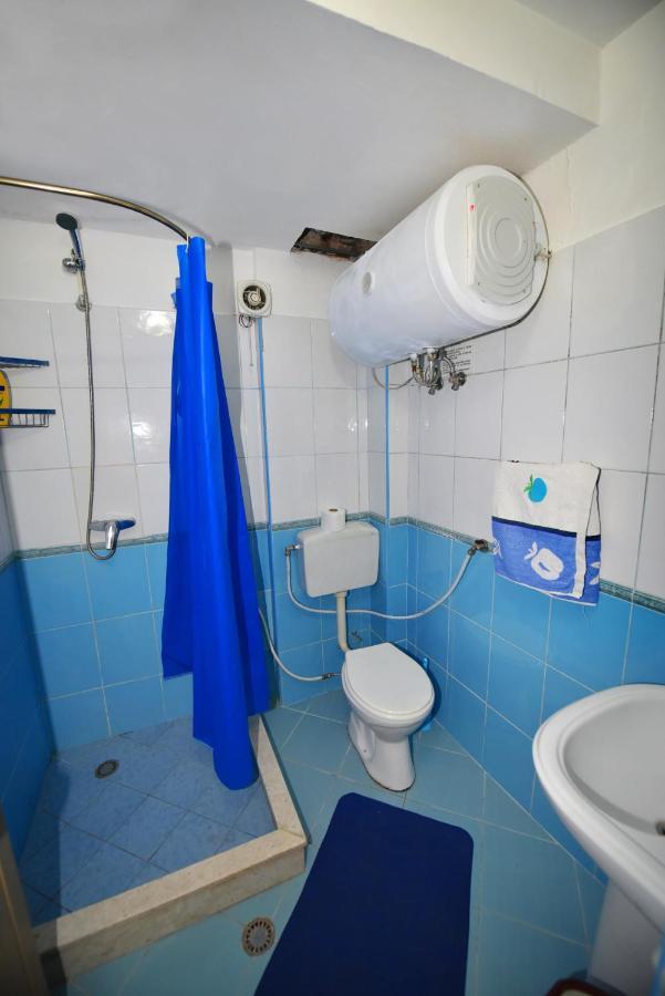 Lovely Apartment W/ Ac + Bath. + Kitchen + Parking And Garden Shkodër Exteriér fotografie